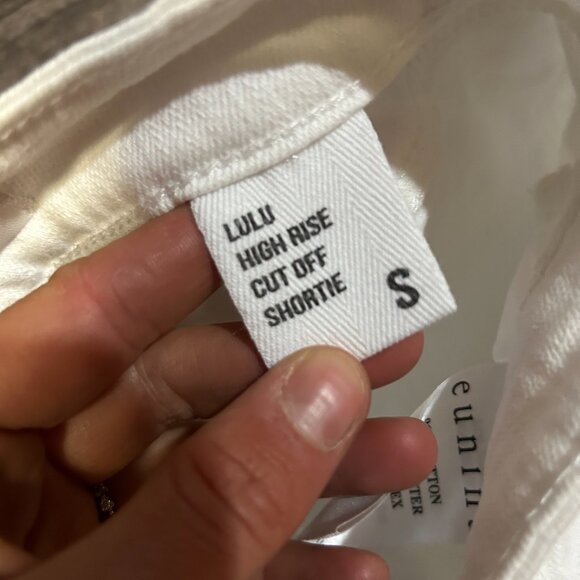 Lulu white high-rise shorts - Picture 2 of 4